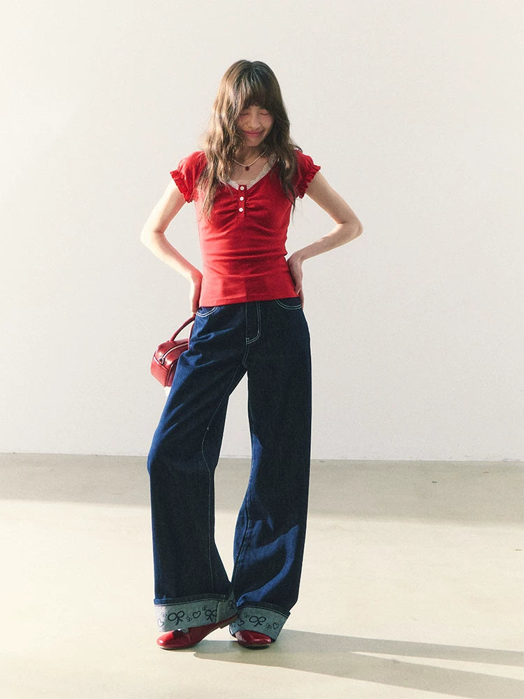 Loose straight leg jeans with ribbon print