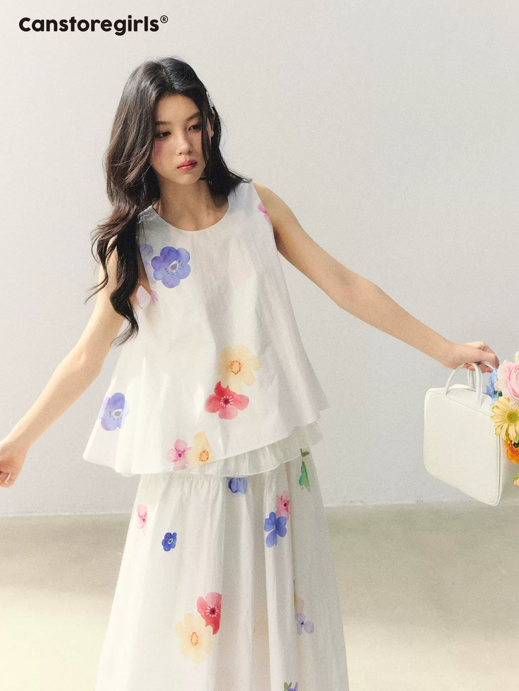 Floral print sleeveless top and skirt set