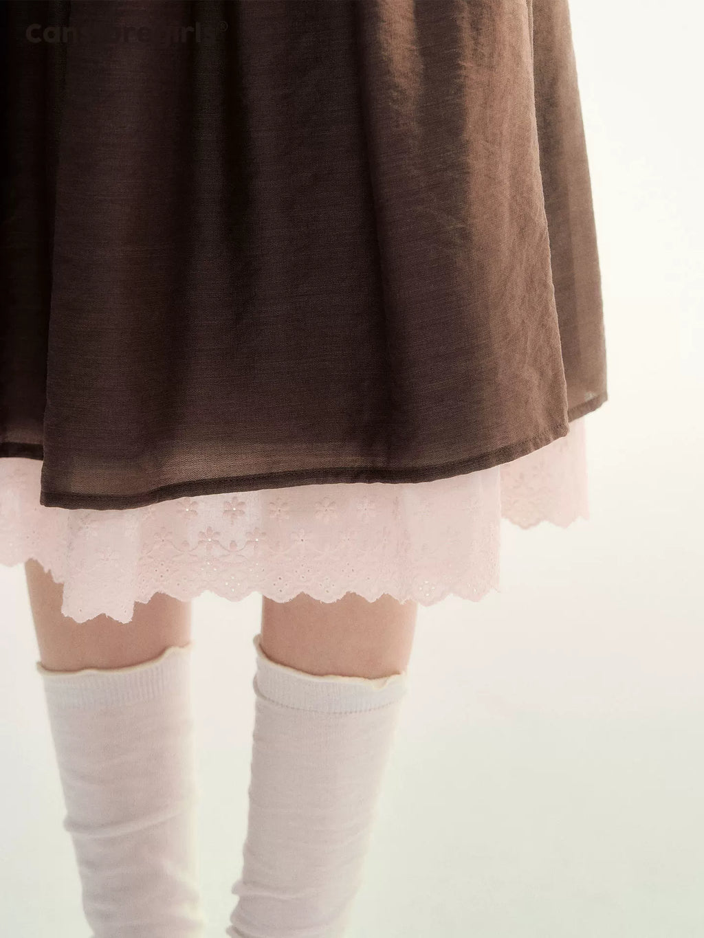 Lace trim a-line skirt with elastic waistband