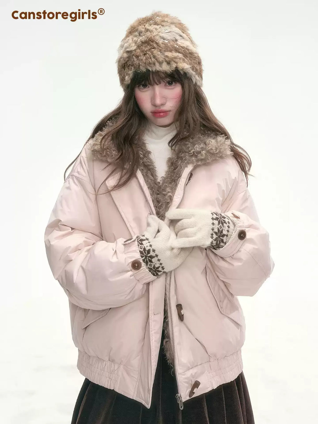 Pink winter short down jacket with horn buttons